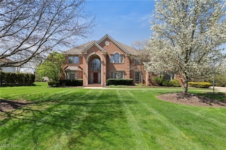 6400 Dorset Ln, Solon, OH 44139