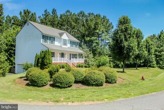 90 Cottonwood Dr, Barboursville, VA 22923