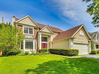 492 Rock Hall Cir, Grayslake, IL 60030