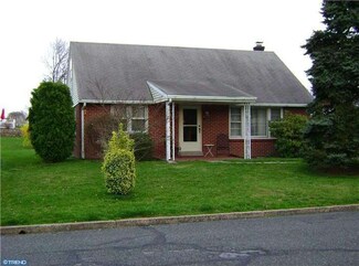 228 Poplar St, Bally, PA 19503