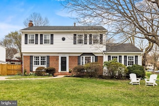 5608 Broadmoor St, Alexandria, VA 22315