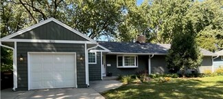 805 14th Ave SW, Rochester, MN 55902