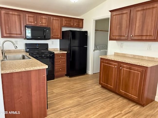 7300 N 51st Ave Unit G102, Glendale, AZ 85301