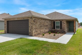 36 Oak Leaf Dr, Conway, AR 72032