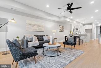 1812 E Moyamensing Ave Unit B, Philadelphia, PA 19148
