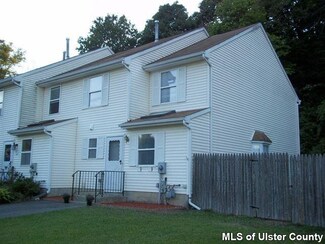 73 Red Maple Rd, Saugerties, NY 12477