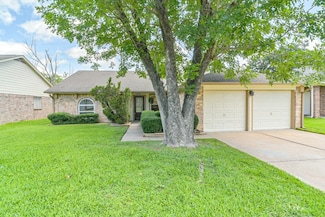 15806 Pfeiffer Dr, Houston, TX 77082