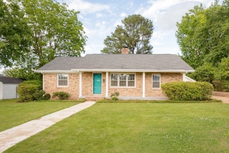 1912 E 31st St, Sheffield, AL 35660
