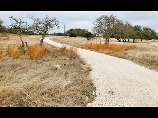 1103 Legacy Oaks Dr, Harper, TX 78631