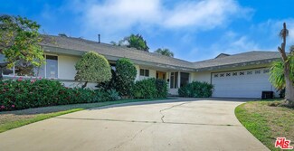 4320 Monteith Dr, Los Angeles, CA 90043