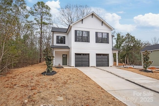 2813 New Pineola Rd, Charlotte, NC 28208