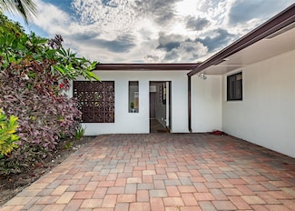 2113 NE 62nd St, Fort Lauderdale, FL 33308