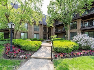 2 The Court of Harborside Unit 209, Northbrook, IL 60062