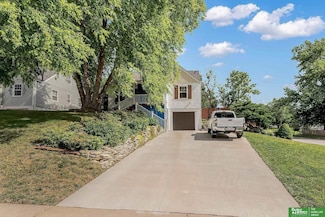 5102 Poppleton Ave, Omaha, NE 68106