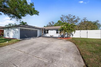 10601 119th St N, Largo, FL 33778