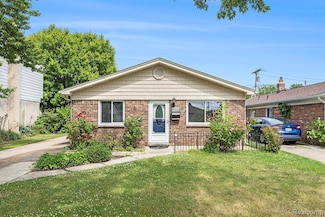 27336 Alger Blvd, Madison Heights, MI 48071