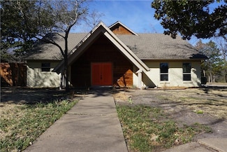 3909 Lost Creek Dr, Dallas, TX 75224