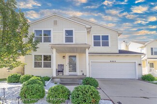 6822 Mulberry Ln Unit 36, Grand Ledge, MI 48837