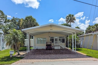 238 Plantation Dr, Titusville, FL 32780