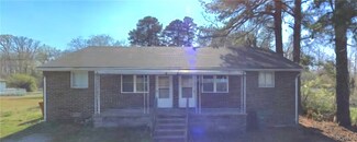 1242 Montgomery Ave, Petersburg, VA 23803