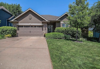 13422 Ames Ave, Omaha, NE 68164