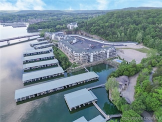 464 Cedar Heights Dr Unit 1 B, Camdenton, MO 65020