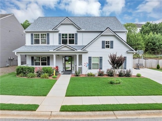 226 Creek View Ln, Acworth, GA 30102