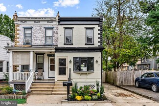 2 Center St, Collingswood, NJ 08108