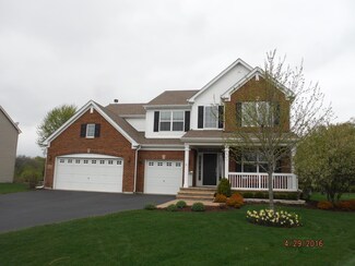 444 Reston Ln, Gilberts, IL 60136