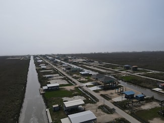 1334 Mabry, Bolivar Peninsula, TX 77617