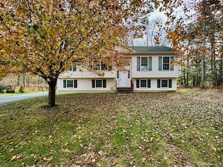 18 Penny Ln, Otisville, NY 10963