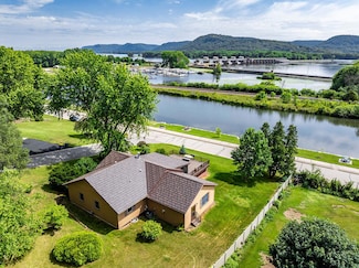 24314 2nd St, Trempealeau, WI 54661
