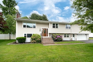 215 Alida Rd, Braintree, MA 02184