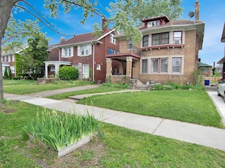 2041 Atkinson St, Detroit, MI 48206