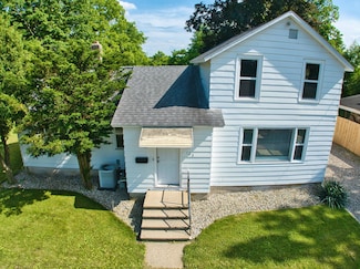 123 E Jefferson St, Quincy, MI 49082
