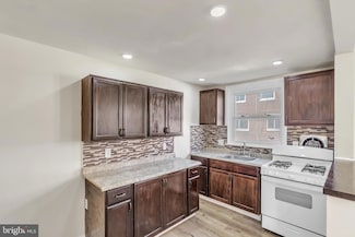 5210 N Hope St, Philadelphia, PA 19120