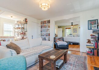 156 York St Unit 2, Portland, ME 04101