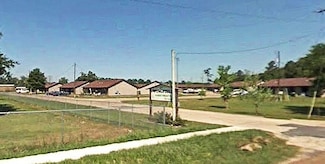 425 N 14th St, Kinder, LA 70648