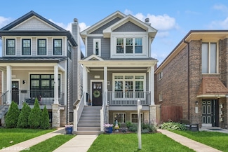 6737 N Oxford Ave, Chicago, IL 60631