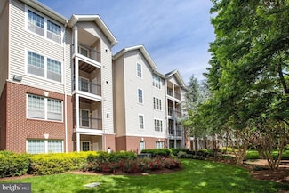 1530 Spring Gate Dr Unit 9308, McLean, VA 22102