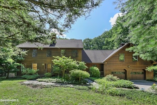 7 Fern Hill Rd, Great Barrington, MA 01230