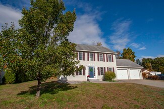 8 Preston St, Goffstown, NH 03045