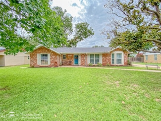 2032 Regent Dr, Abilene, TX 79605