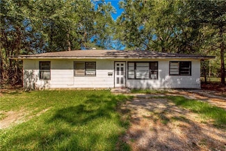 1011 Lona Rester Place, Bogalusa, LA 70427