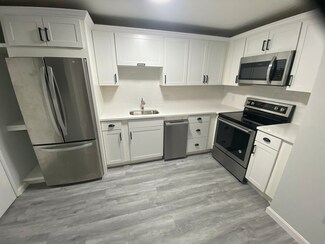 48 Gibbs St Unit 2-1C, Worcester, MA 01607