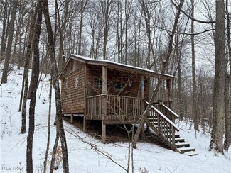 6990 Crane Run Rd, Cumberland, OH 43732