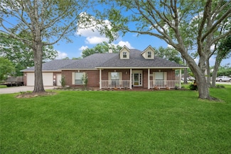 12402 Fisher Dr, Baytown, TX 77523
