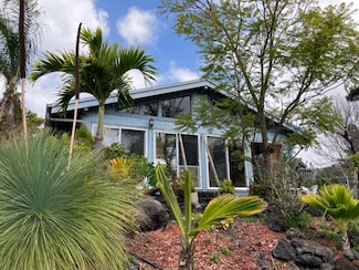 92-1524 Donola Dr, Captain Cook, HI 96704