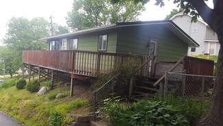 606 Plum St, Elkader, IA 52043