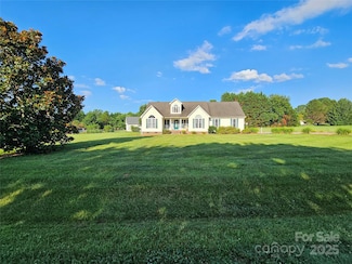 417 Garret Ln, York, SC 29745